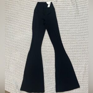 BRAND NEW W/ TAGS Offline by Aerie High Rise Crossover Leggings XS